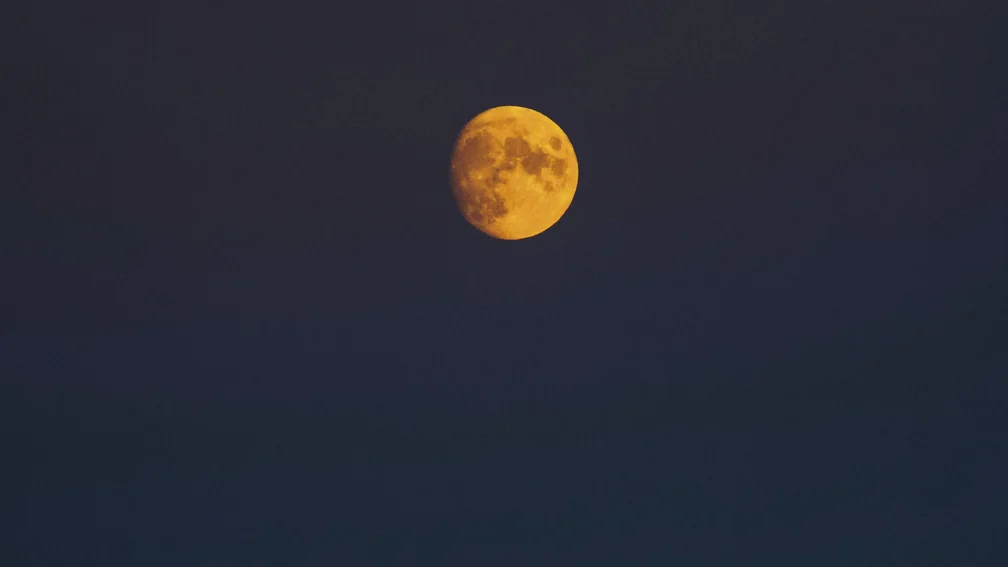 Mond bei Nacht