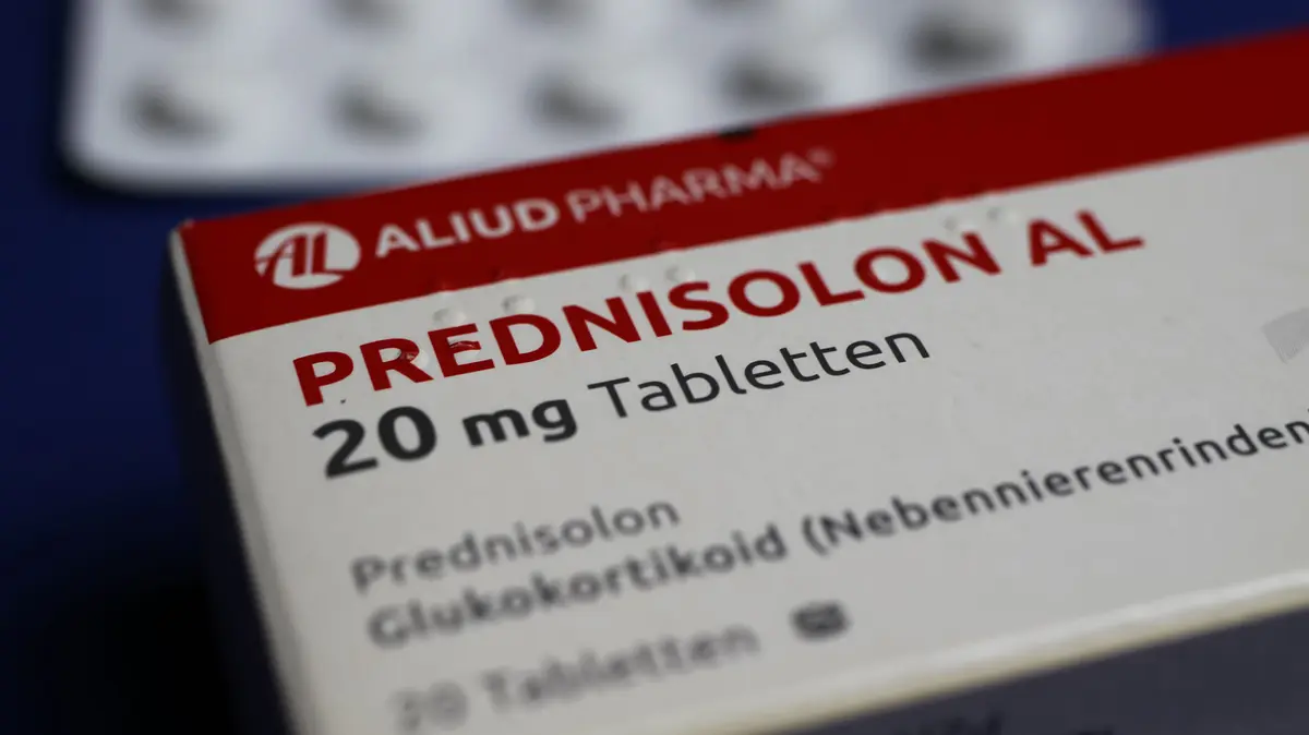Nahaufnahme Packung Prednisolon 20 mg Tabletten