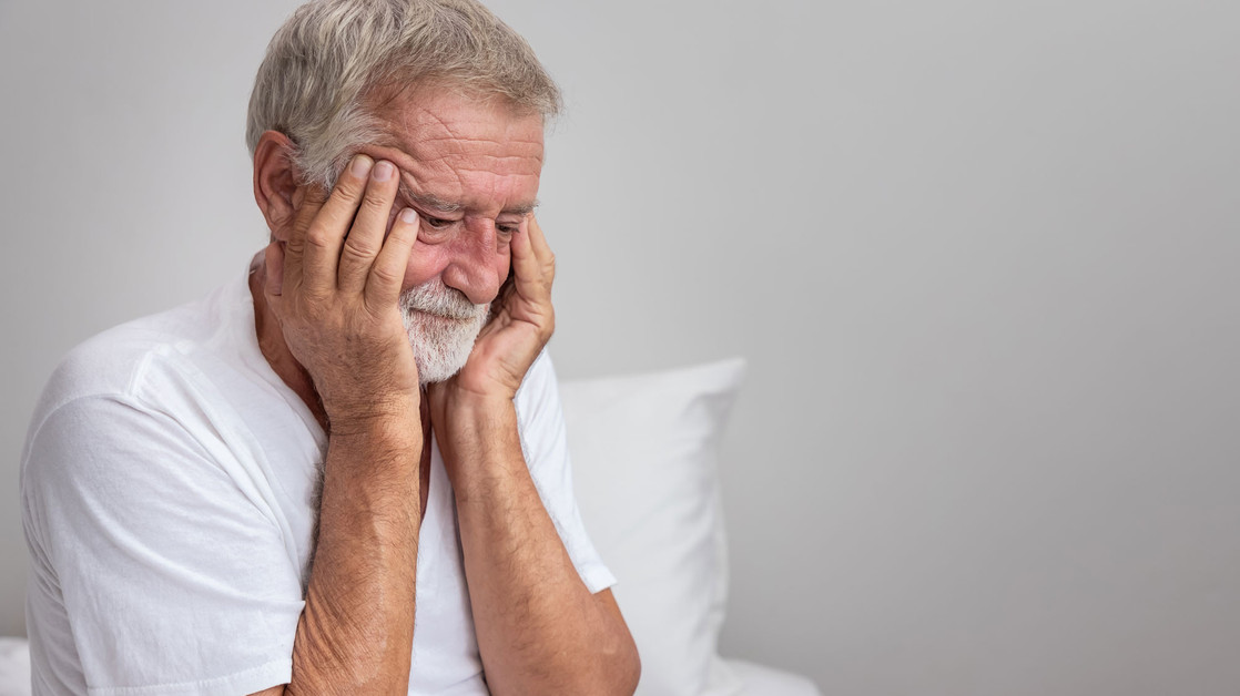 Alzheimer's therapy: Could melatonin help?