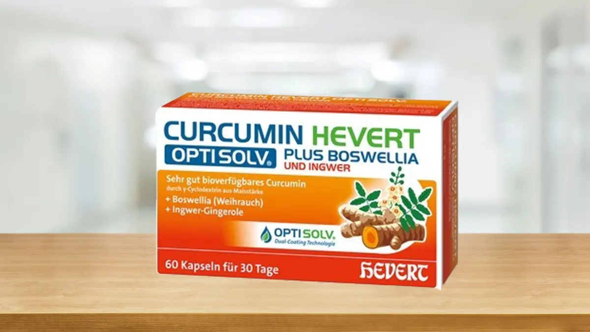 Verpackung Curcumin Hevert OptiSolv® plus Boswellia und Ingwer auf HV-Tisch