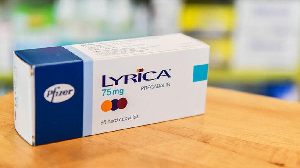 Packung Pyrica Pregabalin auf einem Tisch