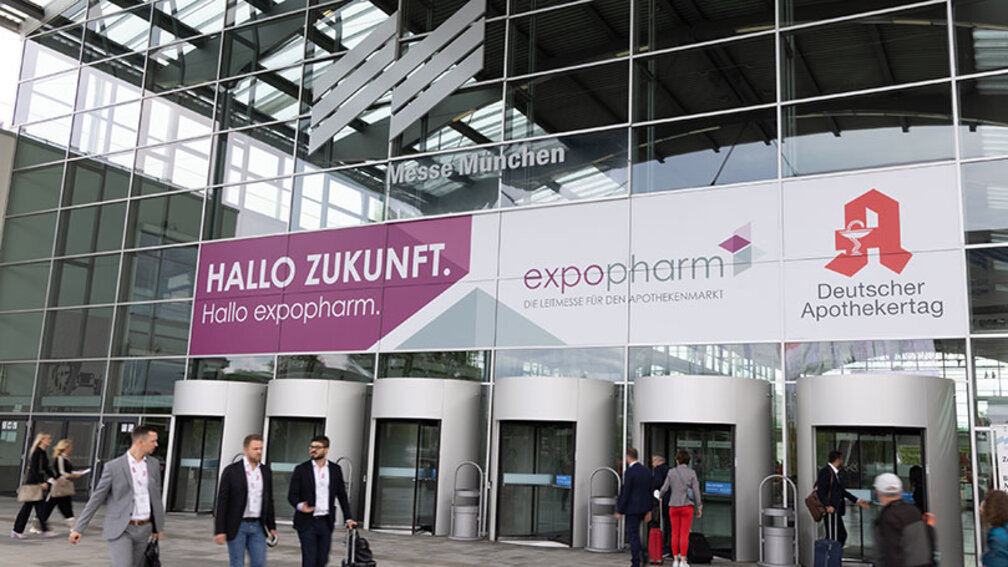 Eingang expopharm 2022